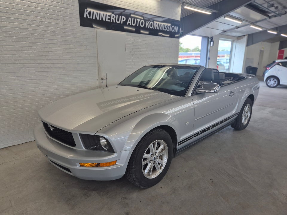 Ford Mustang 4,0 Cabriolet aut. 2d