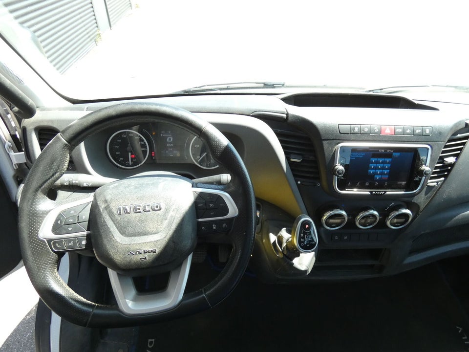 Iveco Daily 3,0 35S18 4100mm Lad AG8