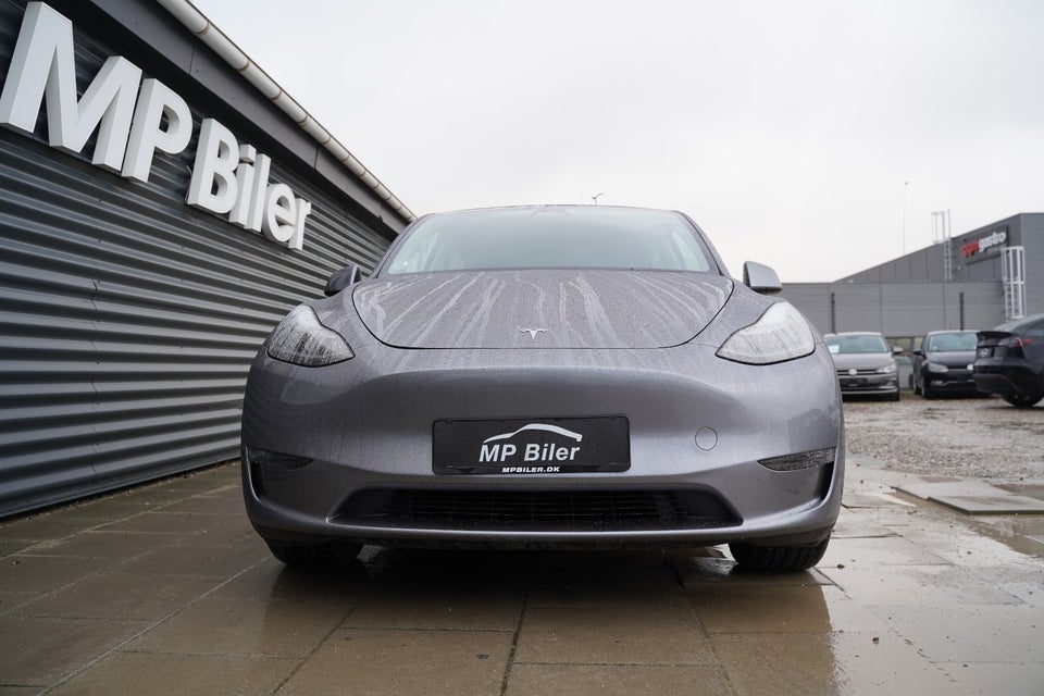 Tesla Model Y Long Range AWD 5d