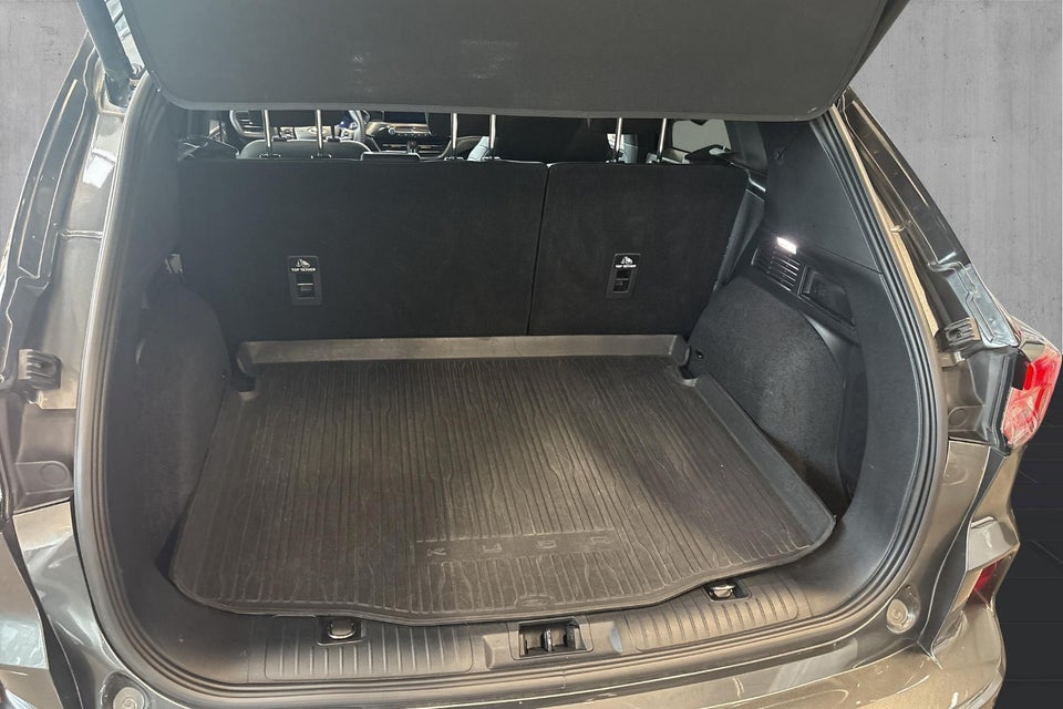 Ford Kuga 2,5 PHEV Vignale CVT 5d