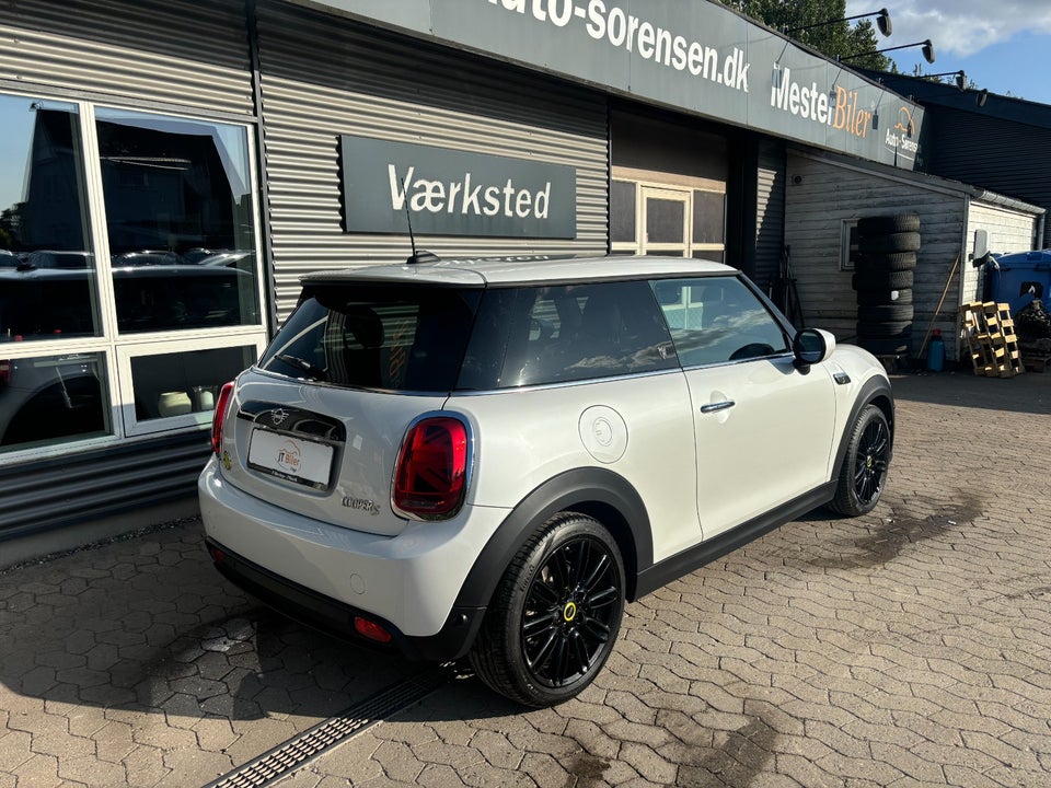 MINI Cooper SE Maximise 3d