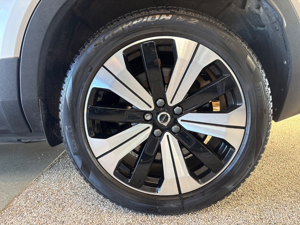 Volvo XC40 P6 ReCharge Plus 5d