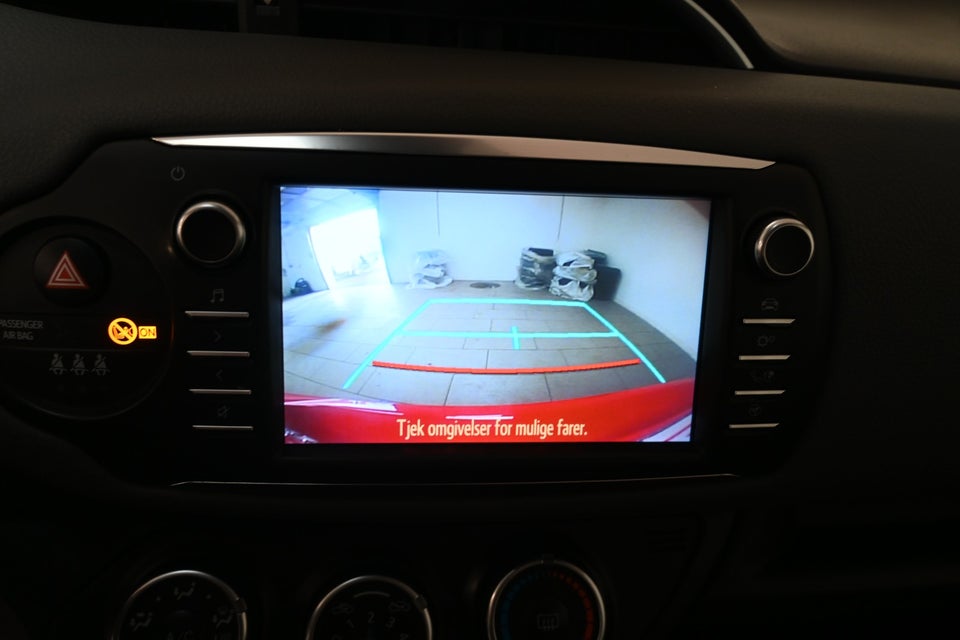 Toyota Yaris 1,0 VVT-i T2 5d