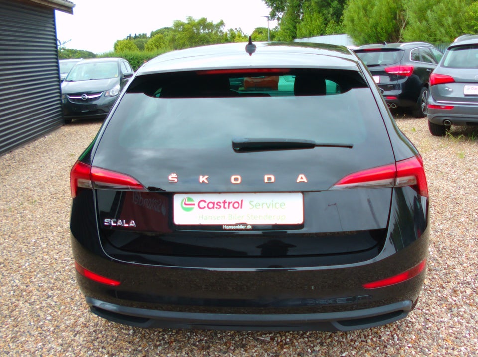 Skoda Scala 1,6 TDi 115 Ambition DSG 5d