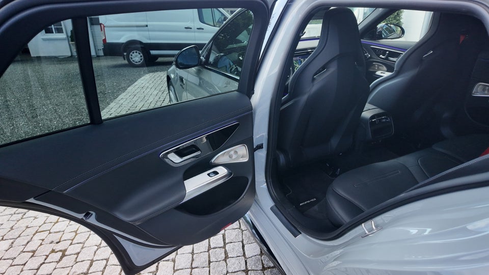 Mercedes E53 3,0 AMG Hybrid stc. aut. 4Matic+ 5d