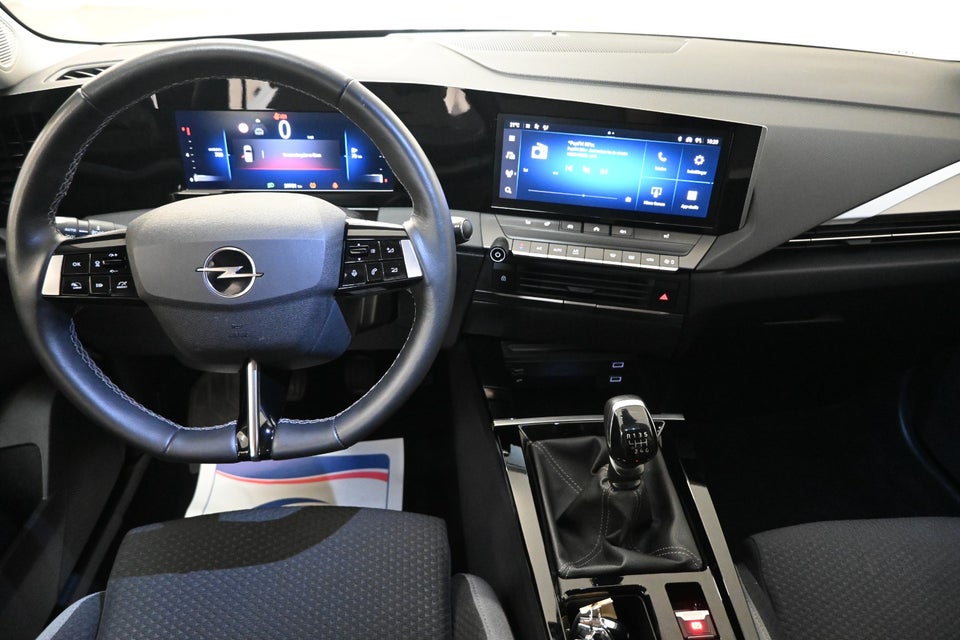 Opel Astra 1,2 T 110 Edition 5d