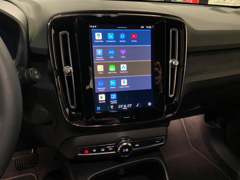 Volvo XC40 P6 ReCharge Core 5d