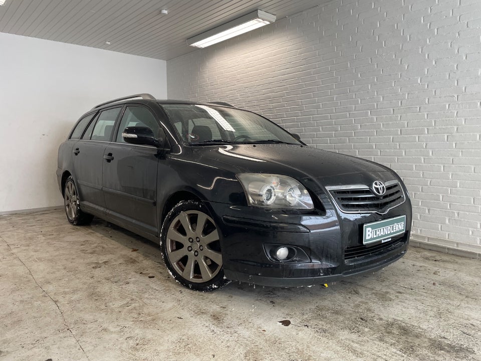 Toyota Avensis 2,0 D-4D Sol+ stc. 5d
