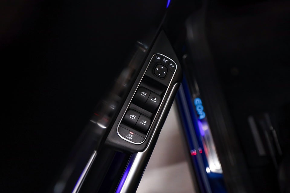 Mercedes EQA350 AMG Advance Plus 4Matic 5d