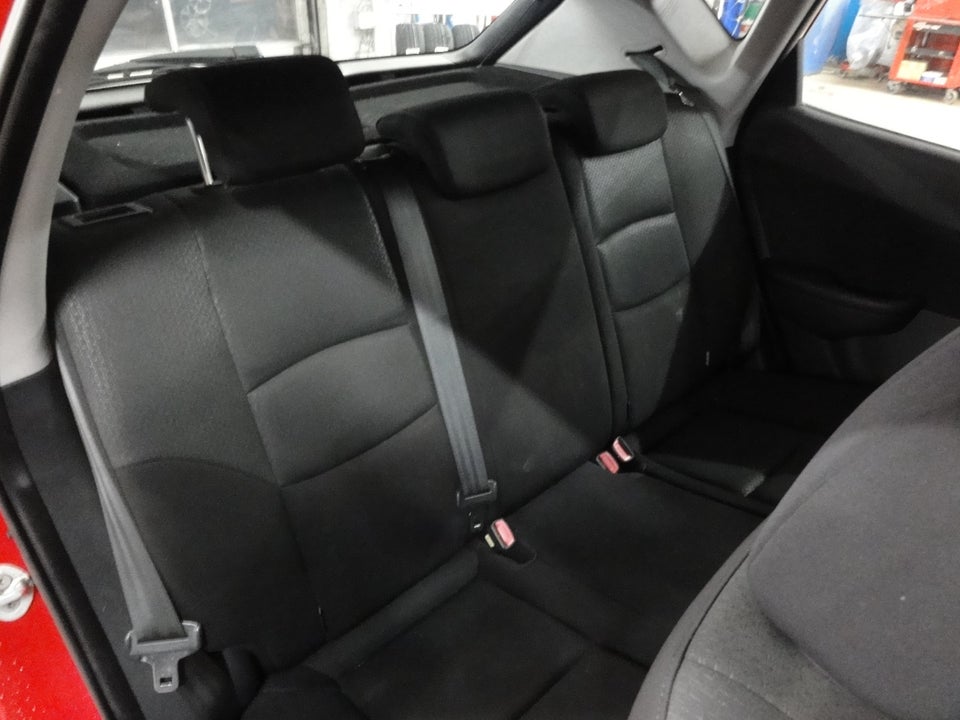 Hyundai i30 1,4 CVVT 109 Comfort 5d