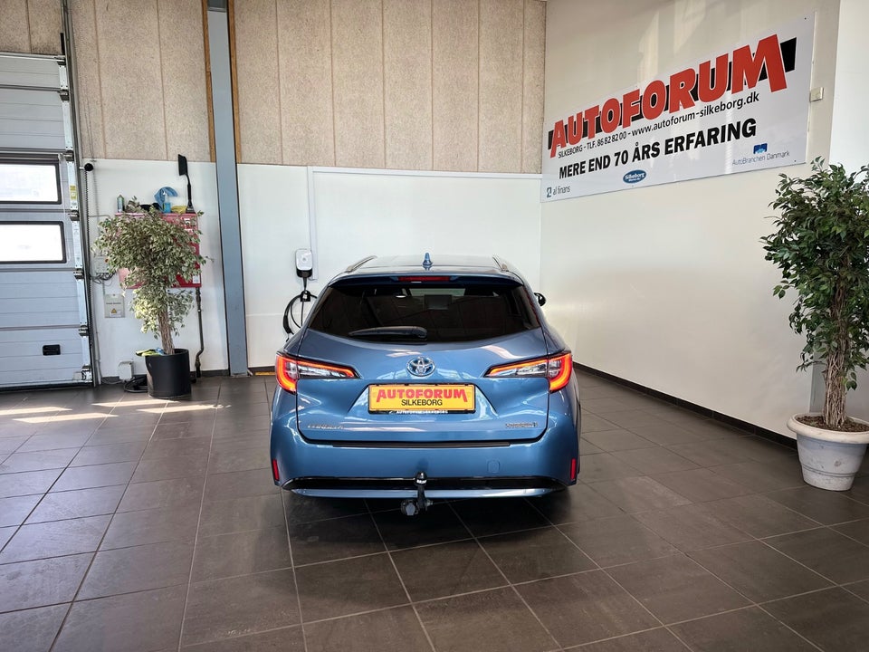 Toyota Corolla 1,8 Hybrid H3 Business Touring Sports MDS Van 5d