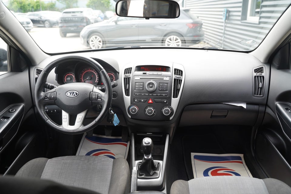 Kia Ceed 1,6 CVVT Active 5d