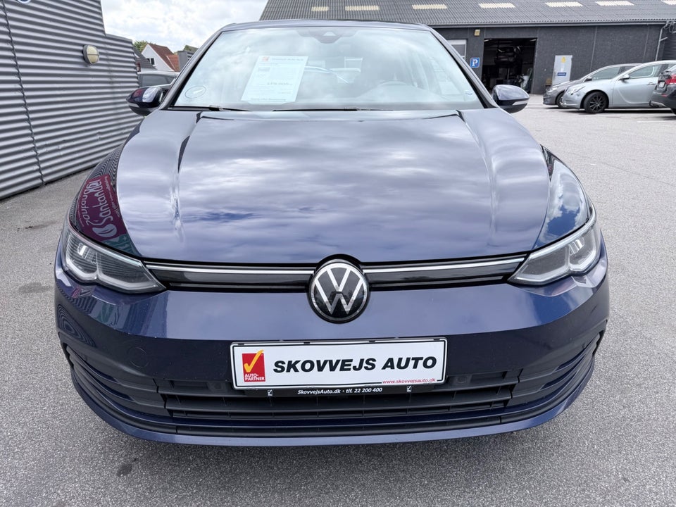 VW Golf VIII 2,0 TDi 115 Life DSG 5d