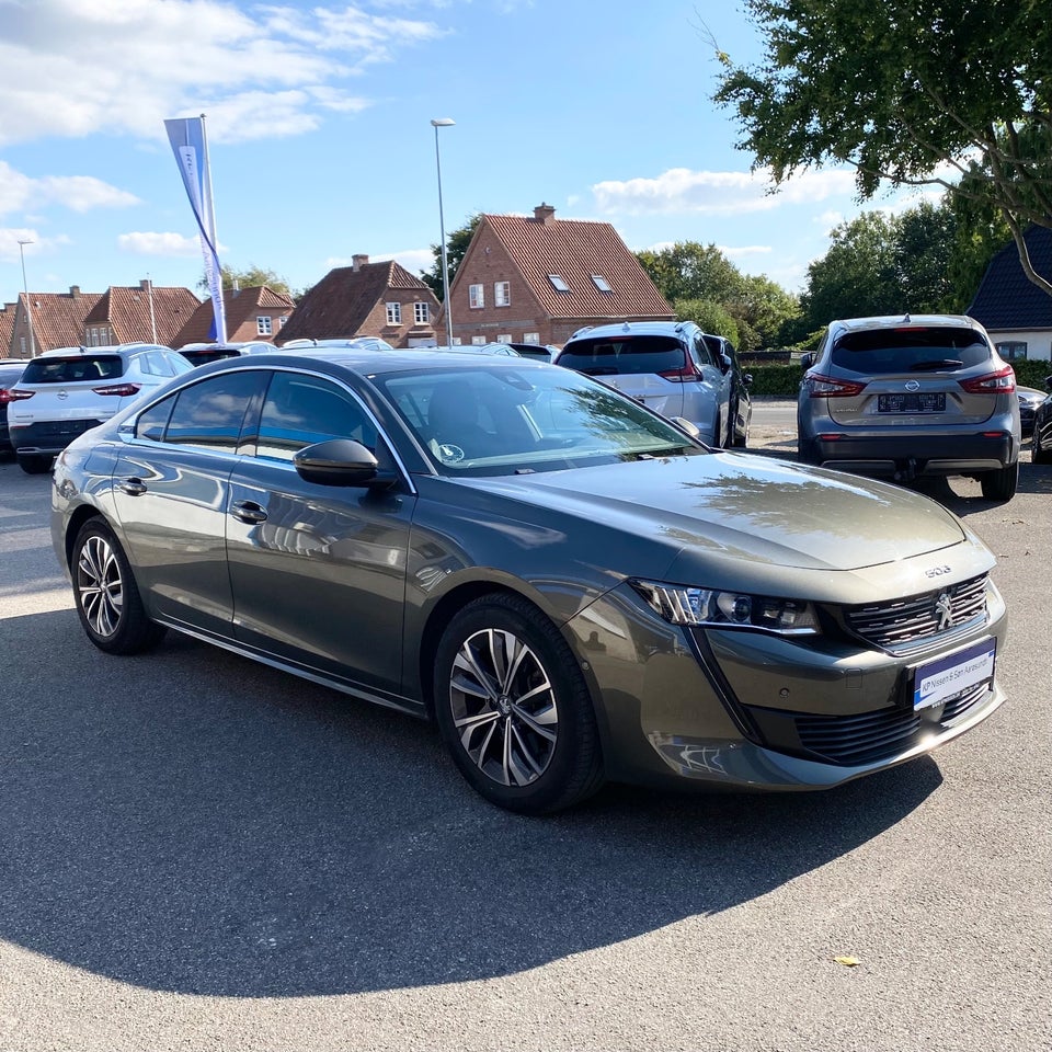 Peugeot 508 1,6 Hybrid Allure EAT8 5d
