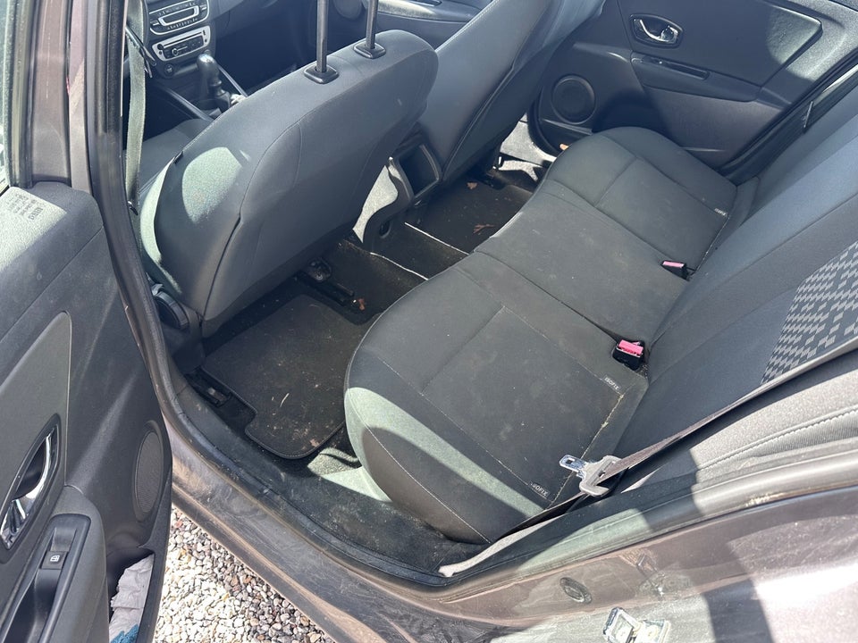 Renault Megane III 1,5 dCi 110 Dynamique 5d