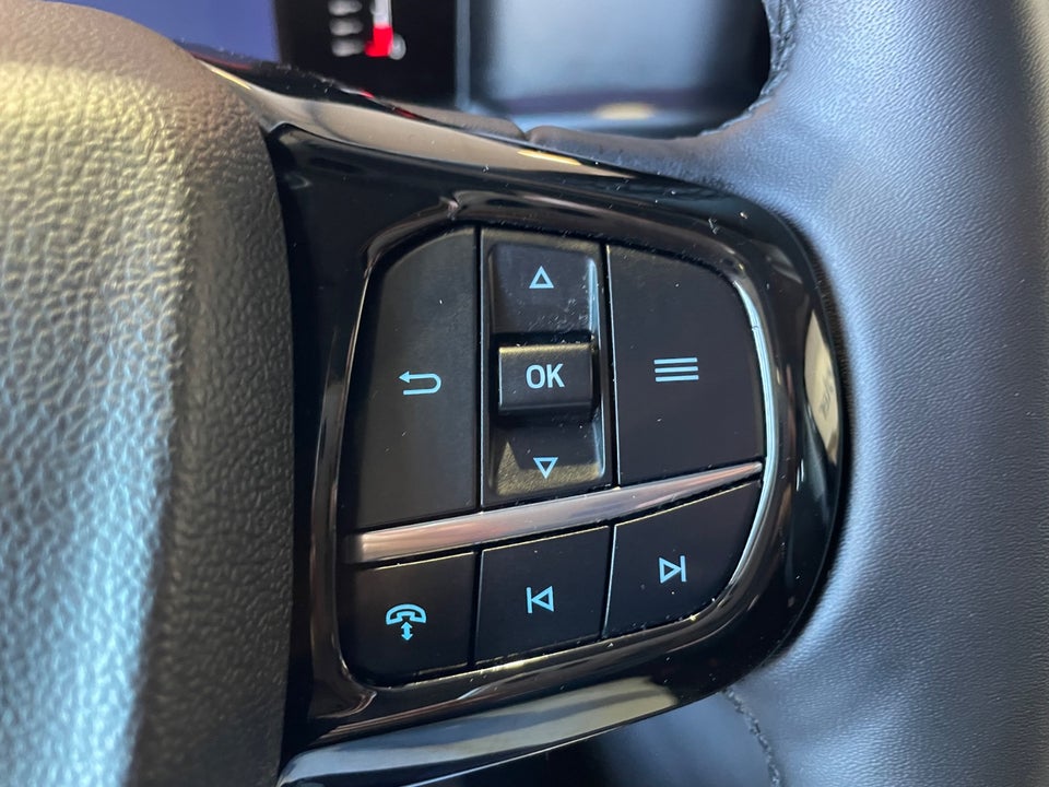 Ford Transit Custom 320L 2,0 EcoBlue Trend