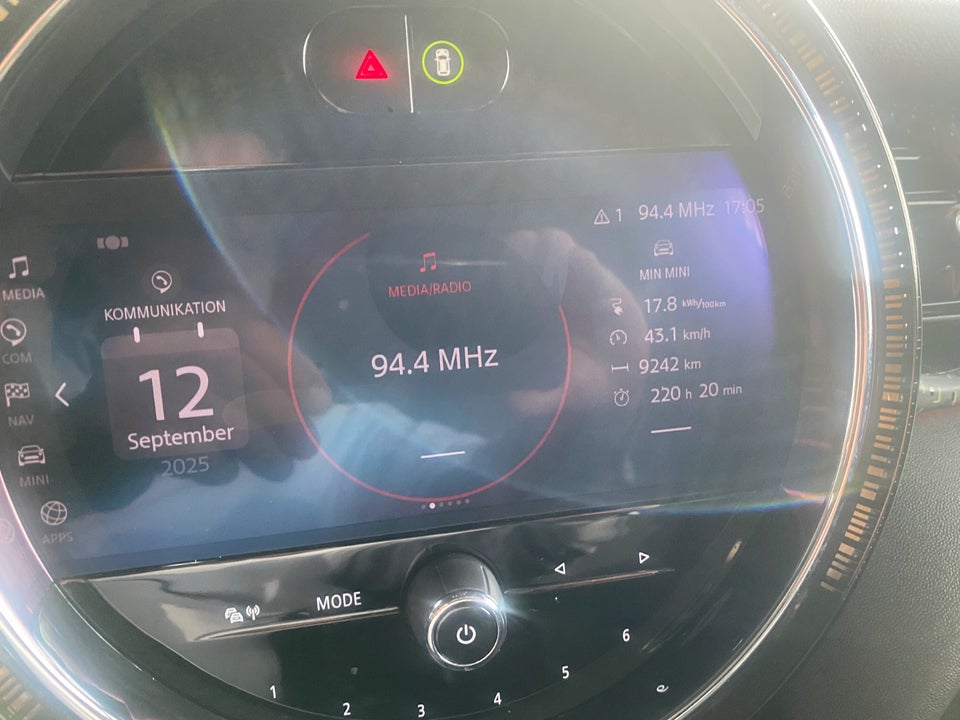 MINI Cooper SE Experience 3d