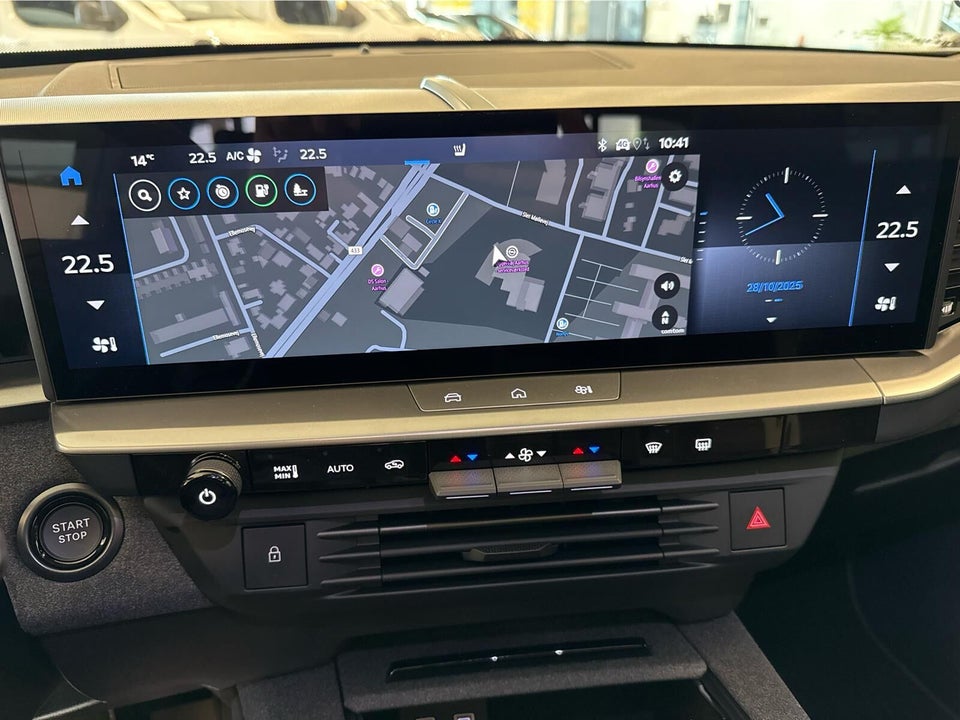 Opel Grandland-e 73 GS Sky 5d