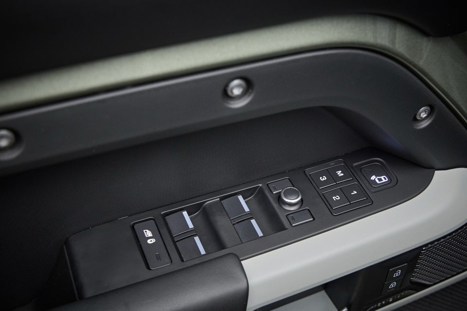 Land Rover Defender 110 3,0 P400 HSE aut. 5d