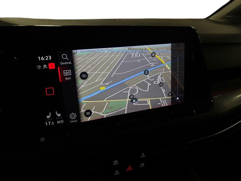 VW Golf VIII 1,4 eHybrid DSG 5d