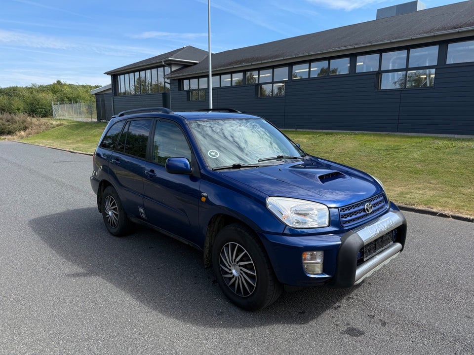 Toyota RAV4 2,0 D-4D 4x4 Van 5d