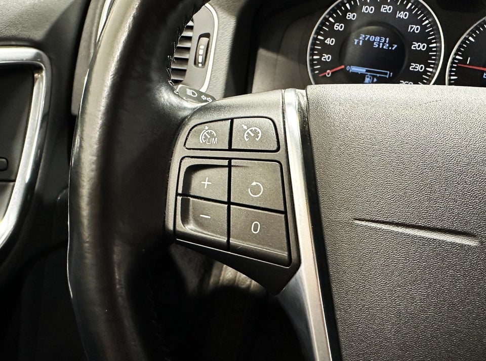 Volvo V60 2,0 D3 136 Kinetic 5d