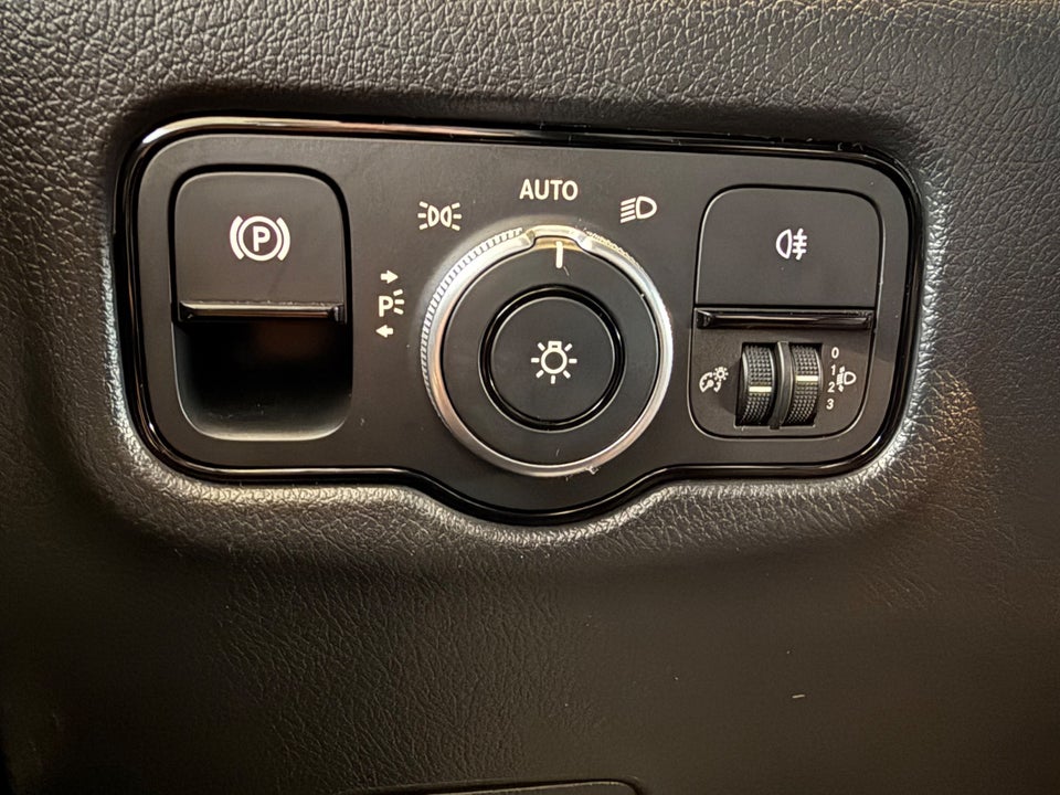 Mercedes Vito 114 2,0 CDi A2 Kassevogn PRO aut. RWD