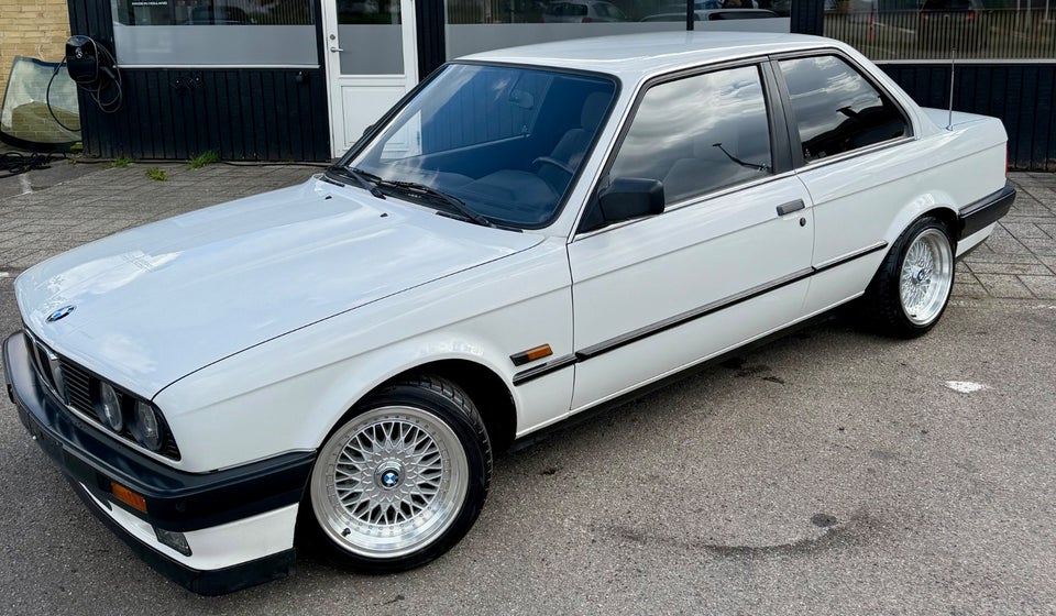 BMW 316i 1,6 Coupé 2d