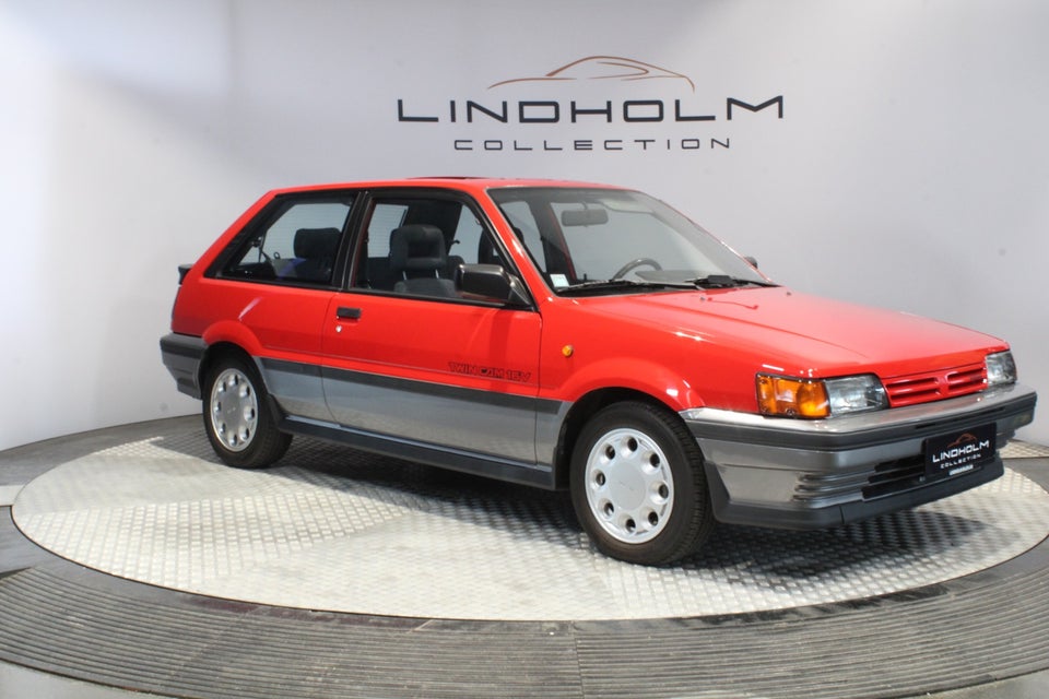 Nissan Sunny 1,6 GTi 3d