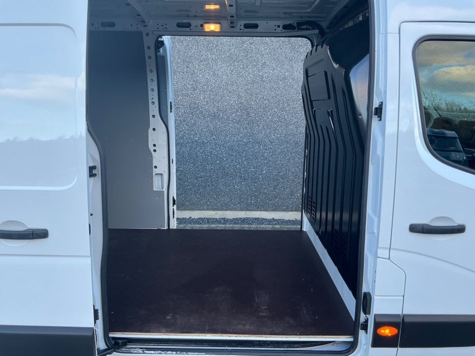 Renault Master IV T35 2,3 dCi 150 L3H2 Kassevogn Tekno