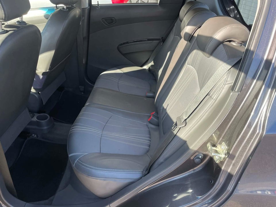 Chevrolet Spark 1,0 LS 5d