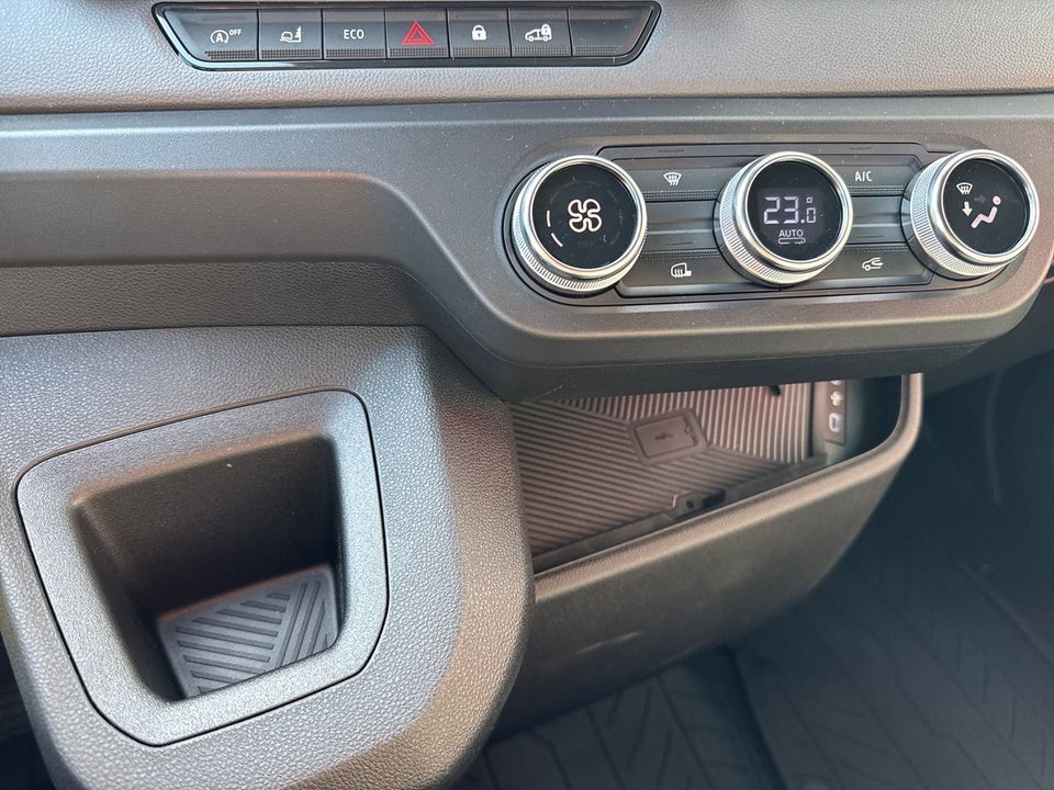 Nissan Interstar 2,0 dCi 170 L2H2 Tekna aut. Van