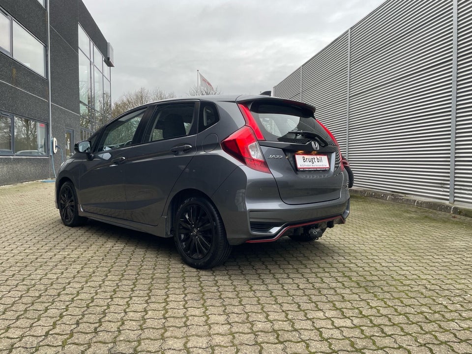 Honda Jazz 1,5 i-VTEC Dynamic 5d