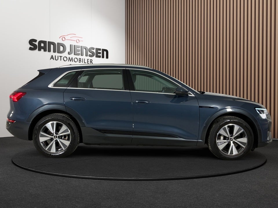 Audi Q8 e-tron 55 Prestige quattro 5d