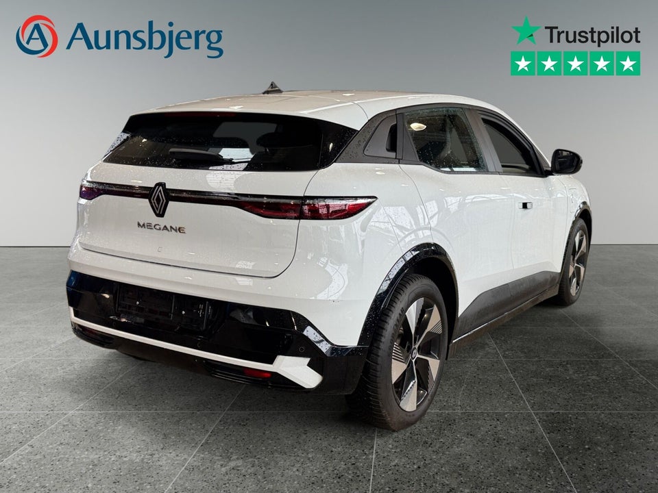 Renault Megane E-Tech 40 Equilibre 5d