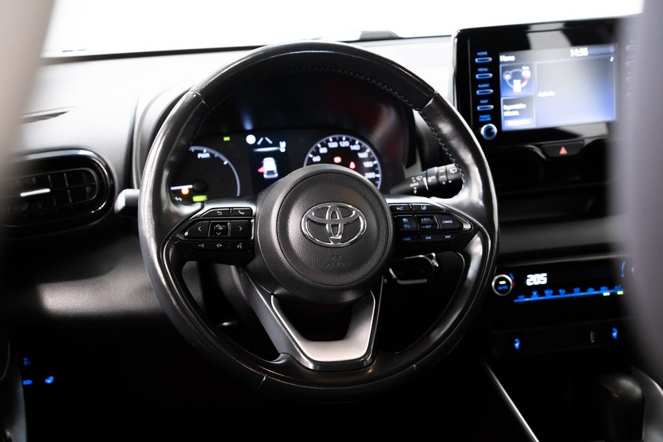 Toyota Yaris 1,5 Hybrid H3 e-CVT 5d