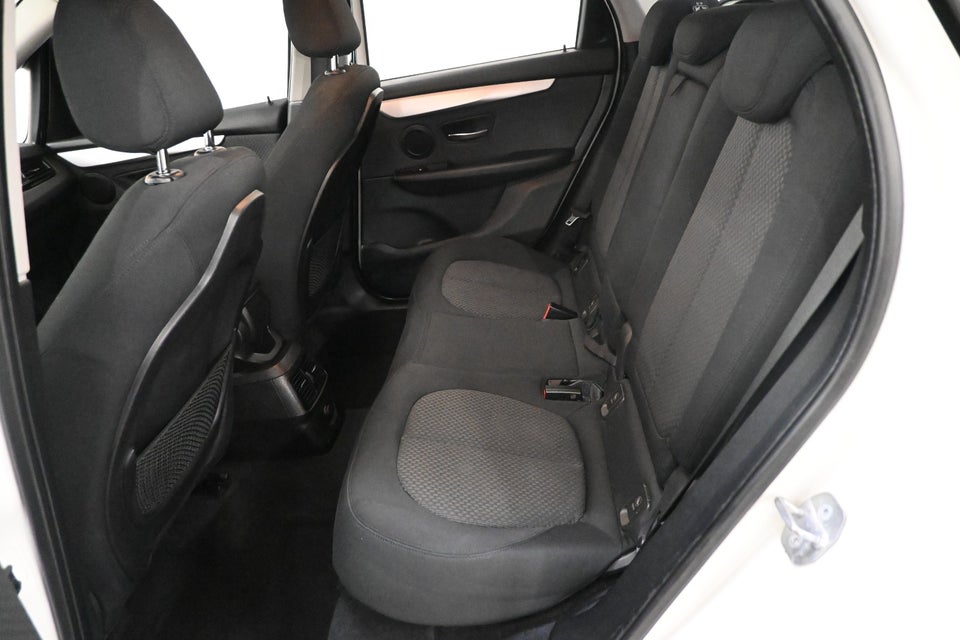 BMW 218d 2,0 Active Tourer 5d