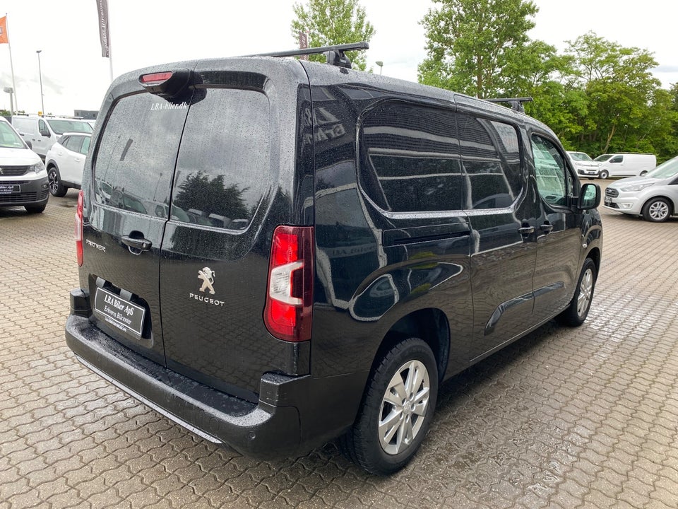 Peugeot Partner 1,5 BlueHDi 130 L2V2 Plus EAT8 Van