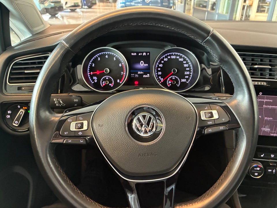 VW Golf VII 1,5 TSi 150 Highline Variant DSG 5d