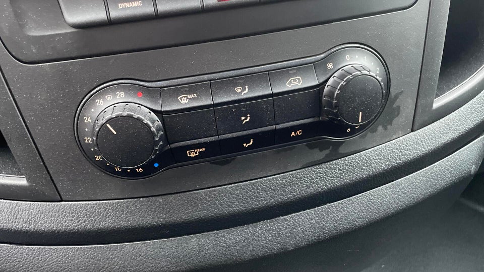 Mercedes eVito 129 Tourer PRO L Van