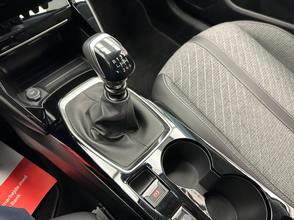 Peugeot 208 1,2 PureTech 100 Allure 5d