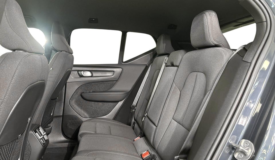 Volvo EX40 Extended Range Plus 5d