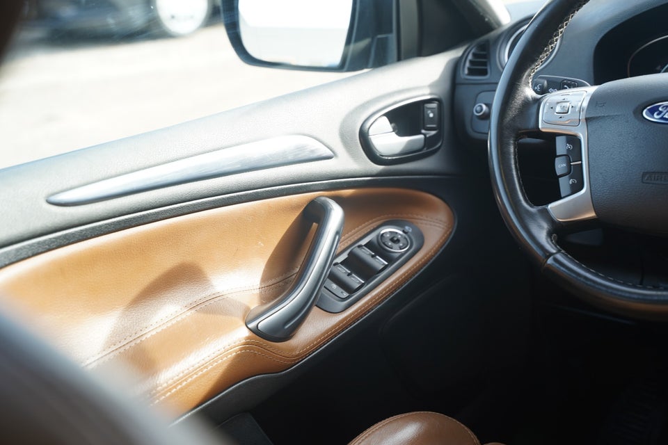 Ford S-MAX 2,0 TDCi 163 Titanium aut. Van 5d