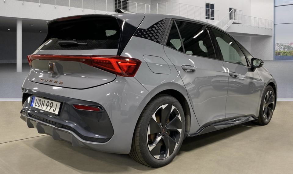 Cupra Born 58 e-Boost 5d