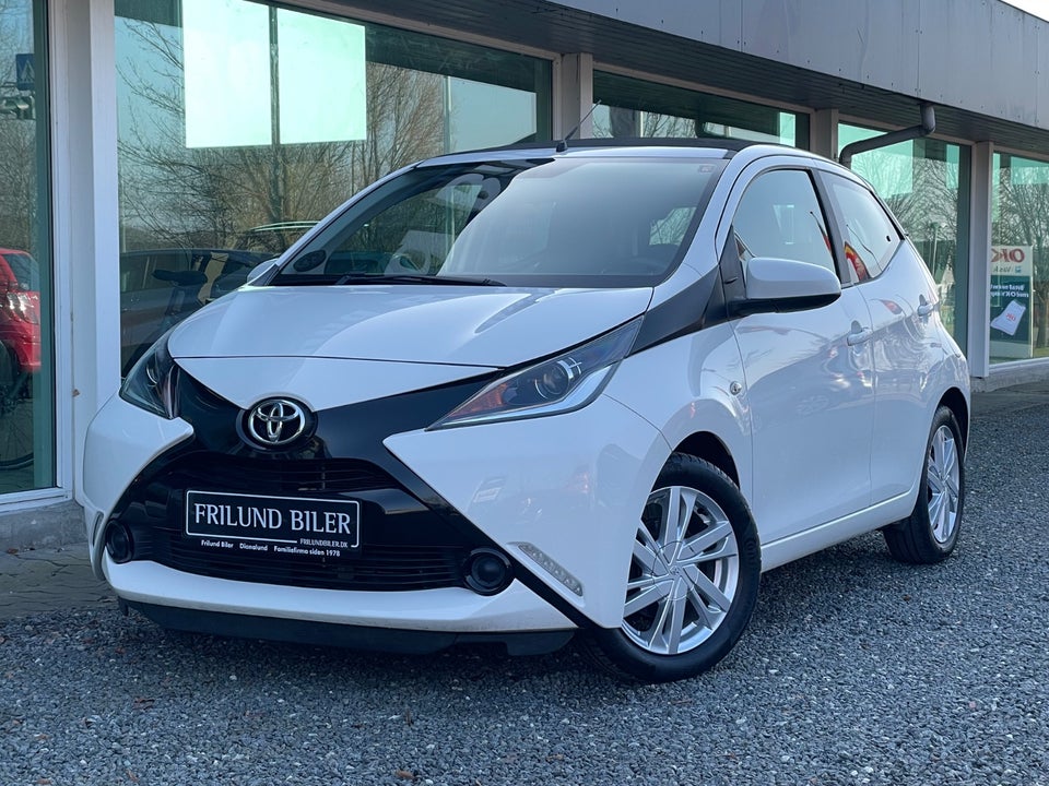 Toyota Aygo 1,0 VVT-i x-sky 5d
