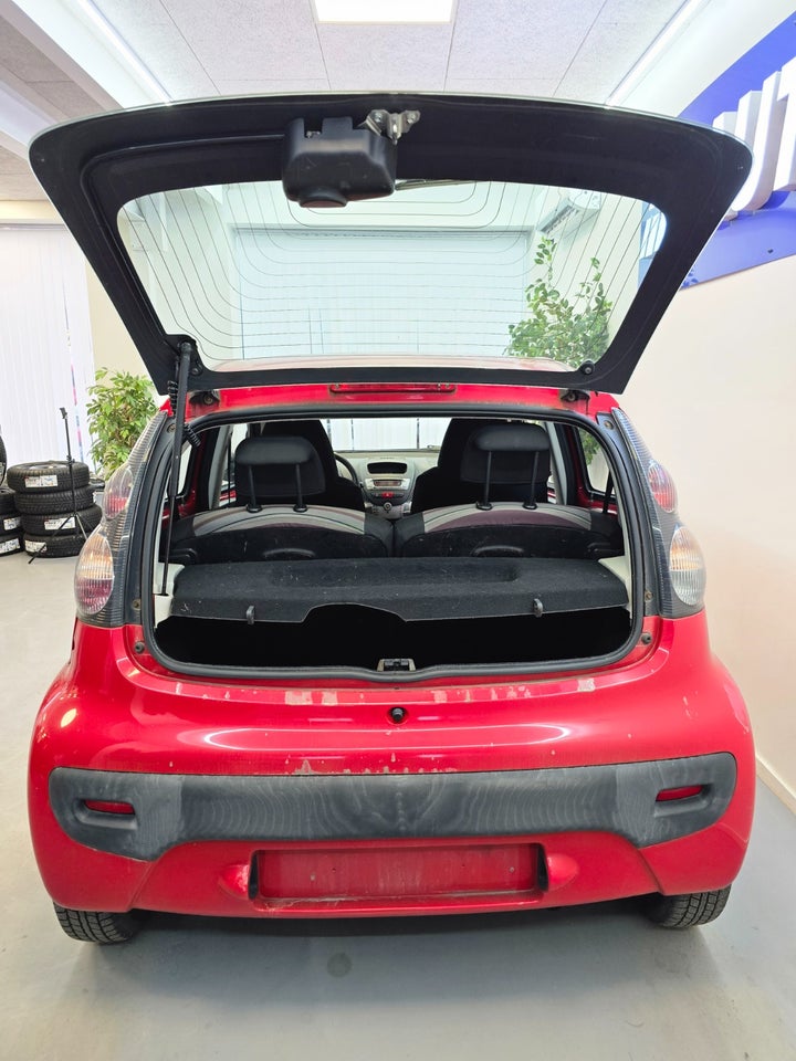 Citroën C1 1,0i SX 5d