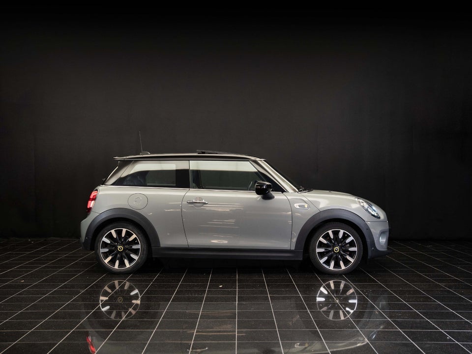 MINI Cooper SE Maximise 3d