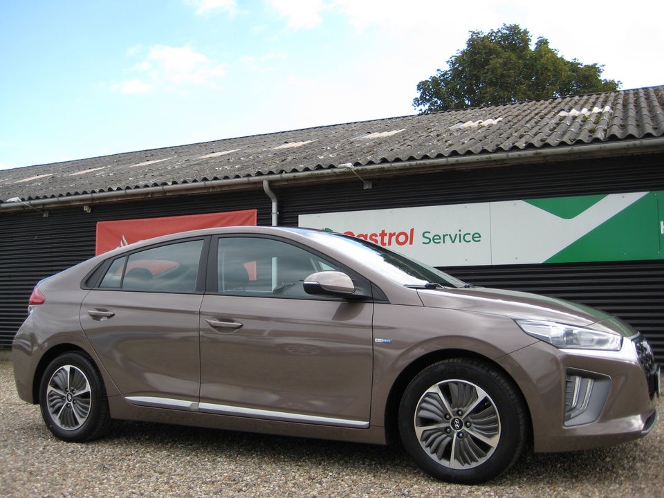 Hyundai Ioniq 1,6 PHEV Trend DCT 5d
