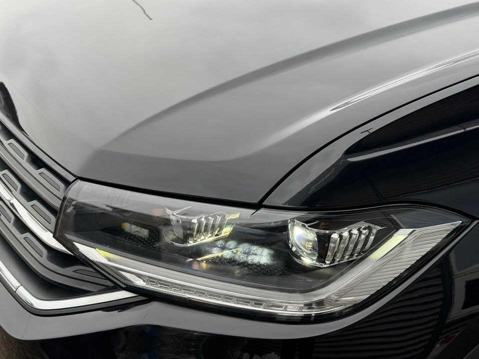 VW T-Cross 1,0 TSi 115 R-line 5d