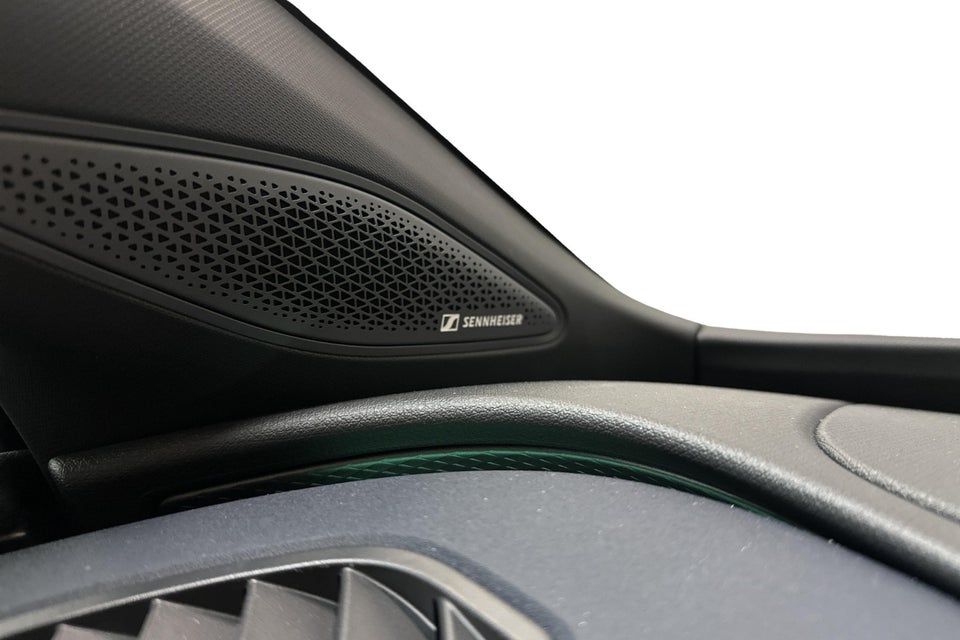 Cupra Tavascan 77 Immersive 5d